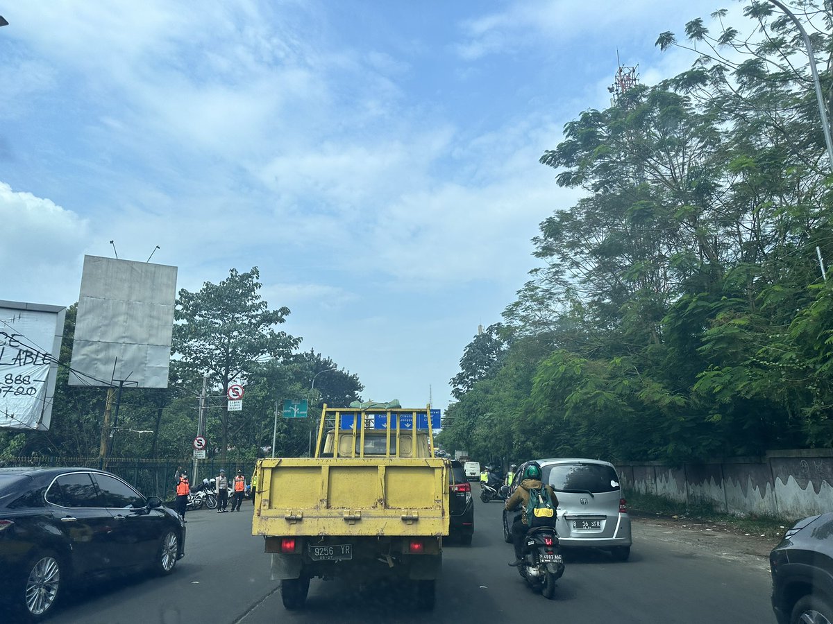 Sedang diberlakukan Operasi Jaya di wilayah Buperta cibubur <a href="/RadioElshinta/">Radio Elshinta</a>