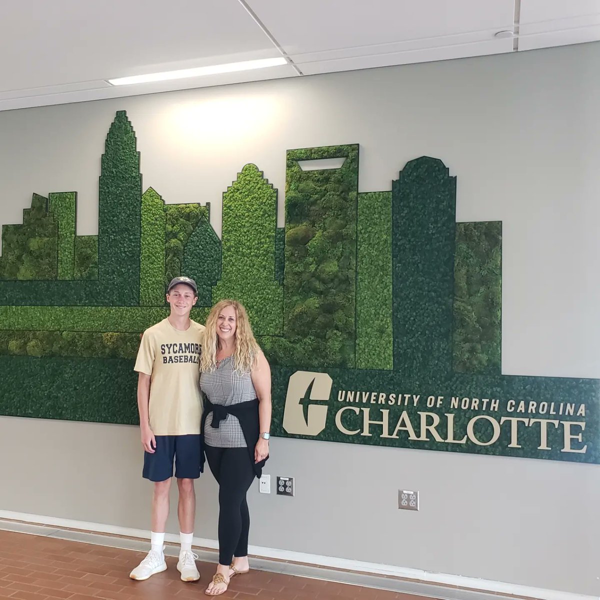 HudgensMolly's tweet image. So blessed to share our @dbc_inc @KirklandProd @SafeSchoolsOrg #savingsycamore story @unccharlotte for the @SBI1937 @CLTDuboisCenter &amp;amp; to honor the sacrifice of @CMOH_Society @CitizenHonors recipient, Riley Howell💚 #gobesomekidshero #mohstrong #Psalm91 #dbcincbooks #safeandsound