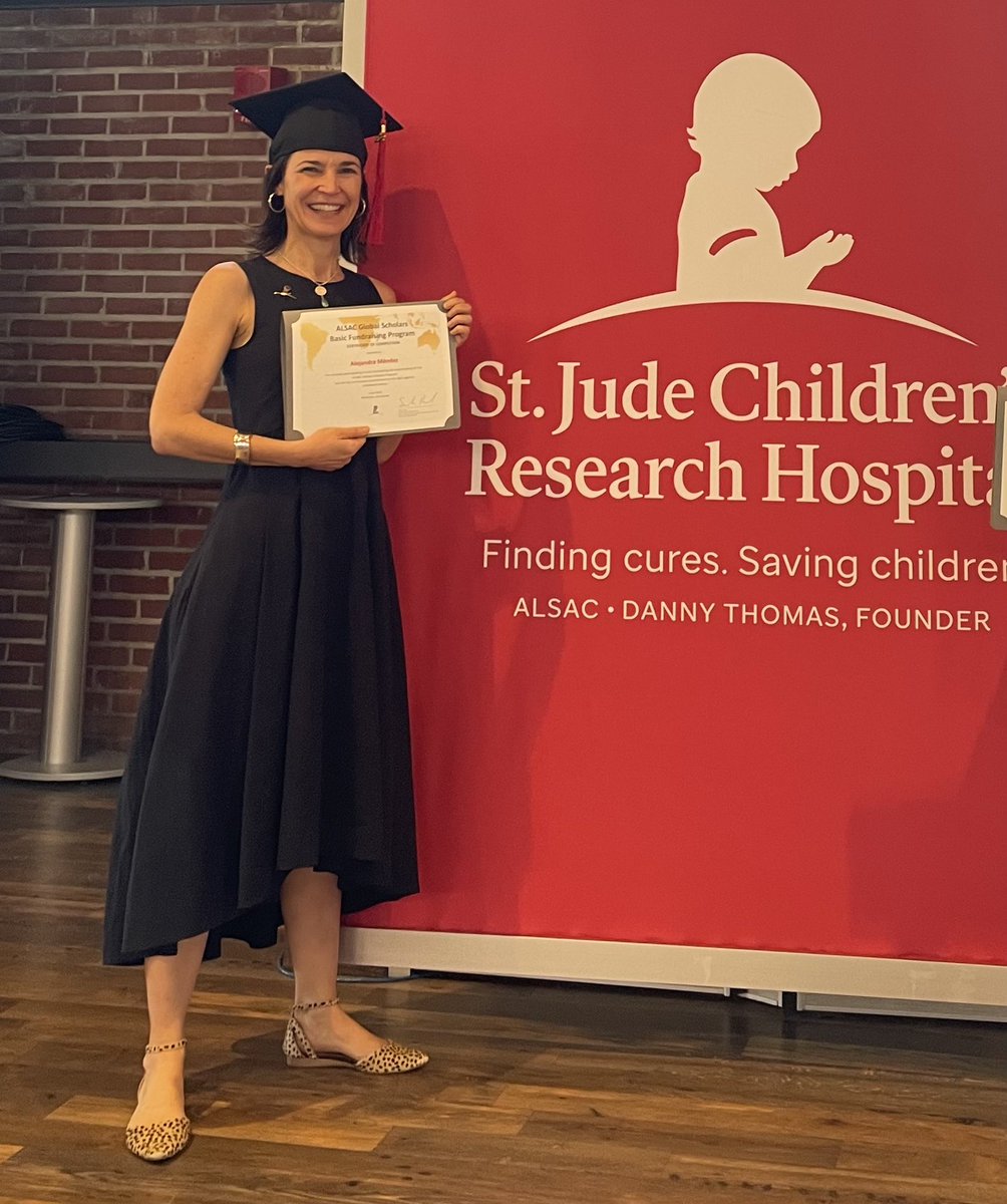 alemendezriso's tweet photo. After a year of hard work, today I graduated from the @StJude GLOBAL SCHOLARS PROGRAM🎓
Thanks #ALSAC for this opportunity to continue learning and growing; and for guiding us in our efforts  to improve the quality of life of children with cancer around the 🌎
@StJudeResearch https://t.co/DPu7cdgja4