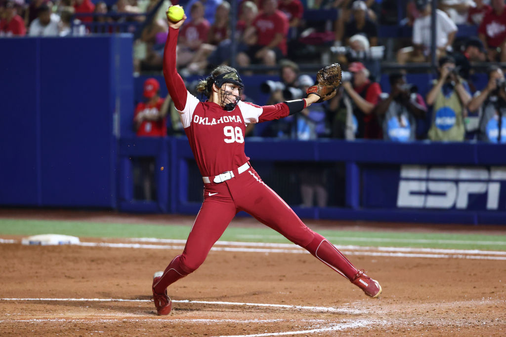 Jordy Bahl struck out 10 in a 2-hit shutout as Oklahoma took Game 1 of the WCWS Finals over Florida State on Wednesday, 5-0.

It's the Sooners' 3rd shutout of the 2023 WCWS.  They are the 1st team with 3 shutouts in a single WCWS since Florida in 2014.