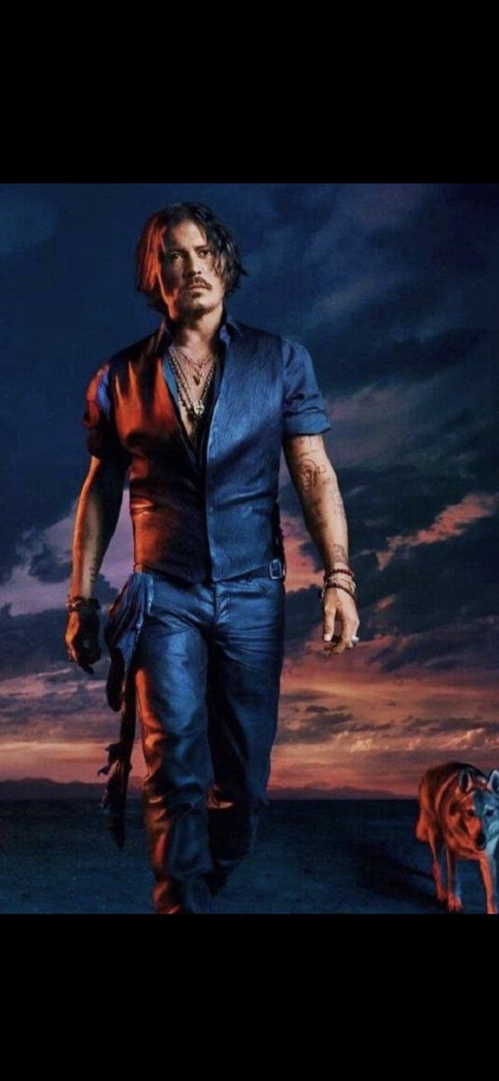 Mellie9760's tweet photo. @LaurenRock Happy Birthday my friend. ππ You guess what I am going to post. #HolyHotHands #HolyHotChest and some #HolyHotness https://t.co/ywMl04SXyv