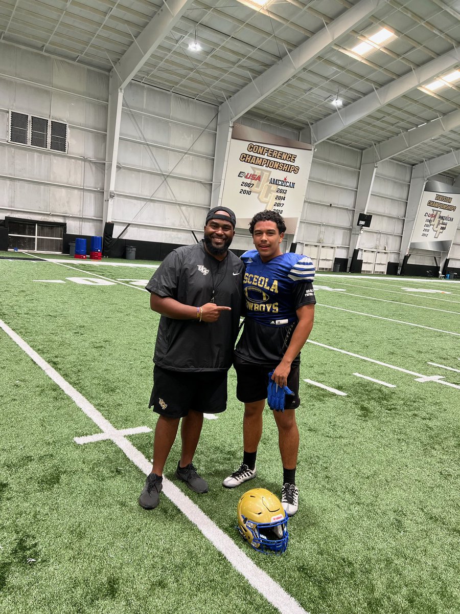 DanielLMorales_'s tweet photo. Had a great experience today at the @UCF_Football camp and I am thankful for getting chosen for Final Five my second year in a row. @CoachEP_OHS 
@Coach_Martin95 @55problems__ @UCF_Recruiting @CoachFrancis15 @AntonioCruz_54 @Roberto_60xx @Kowboy_Football https://t.co/j7VkRGZVUC