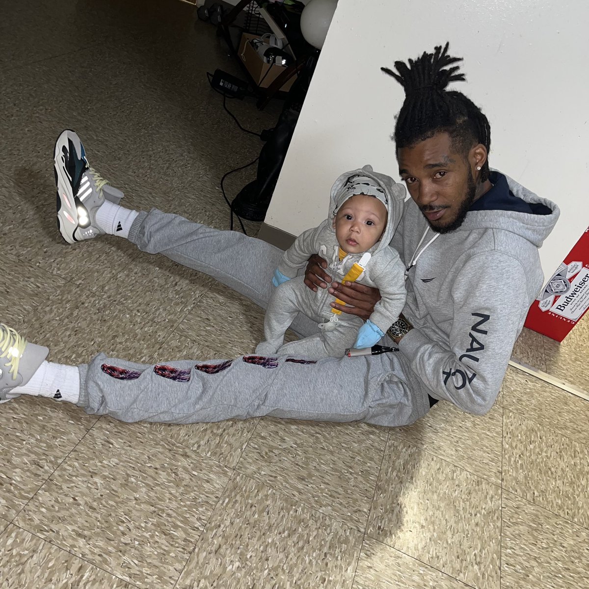 Freaky_Russ's tweet image. 👣👣