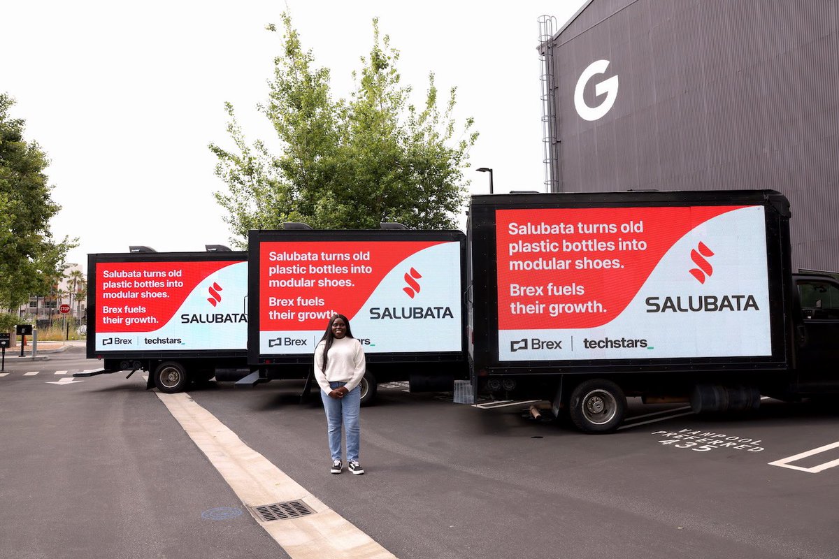 SalubataX's tweet photo. Today, we take a confident stride into the limelight with this billboard showcase, fueled by the unstoppable force of @brexHQ. It's @Techstars Los Angeles Accelerator, and we are ready to take over the world!

SALUBATA (Techstars '23) #techstars #salubata 
#google https://t.co/jOCkhfXzZP