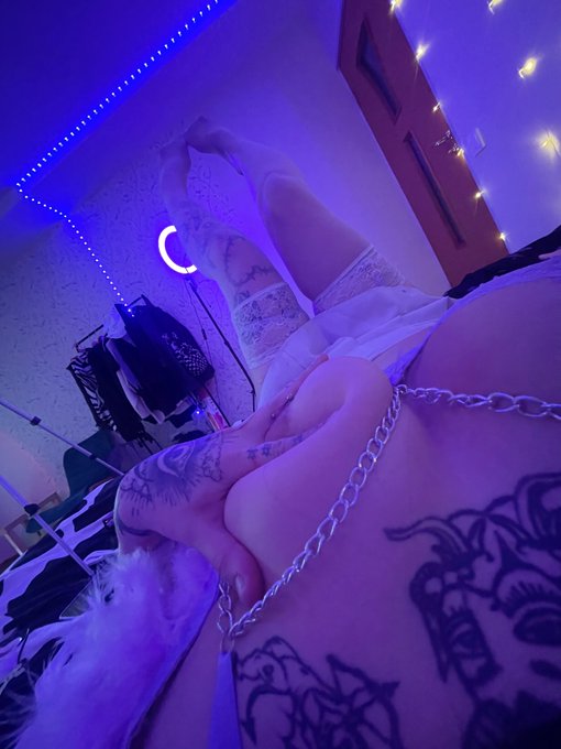 Hmmm maybe I should post a hot new video?🫦💕  #Ratt #nsfwtwt #onlyfansgirl #onlyfanspromo #cosplayergirl<a href="/tag/ratt"class="tags">#Ratt</a><a href="/tag/animecosplay"class="tags"><span>#animecosplay</span></a><a href="/tag/cosplayergirl"class="tags"><span>#cosplayergirl</span></a><a href="/tag/onlyfansgirl"class="tags"><span>#onlyfansgirl</span></a><a href="/tag/onlyfanspromo"class="tags"><span>#onlyfanspromo</span></a>