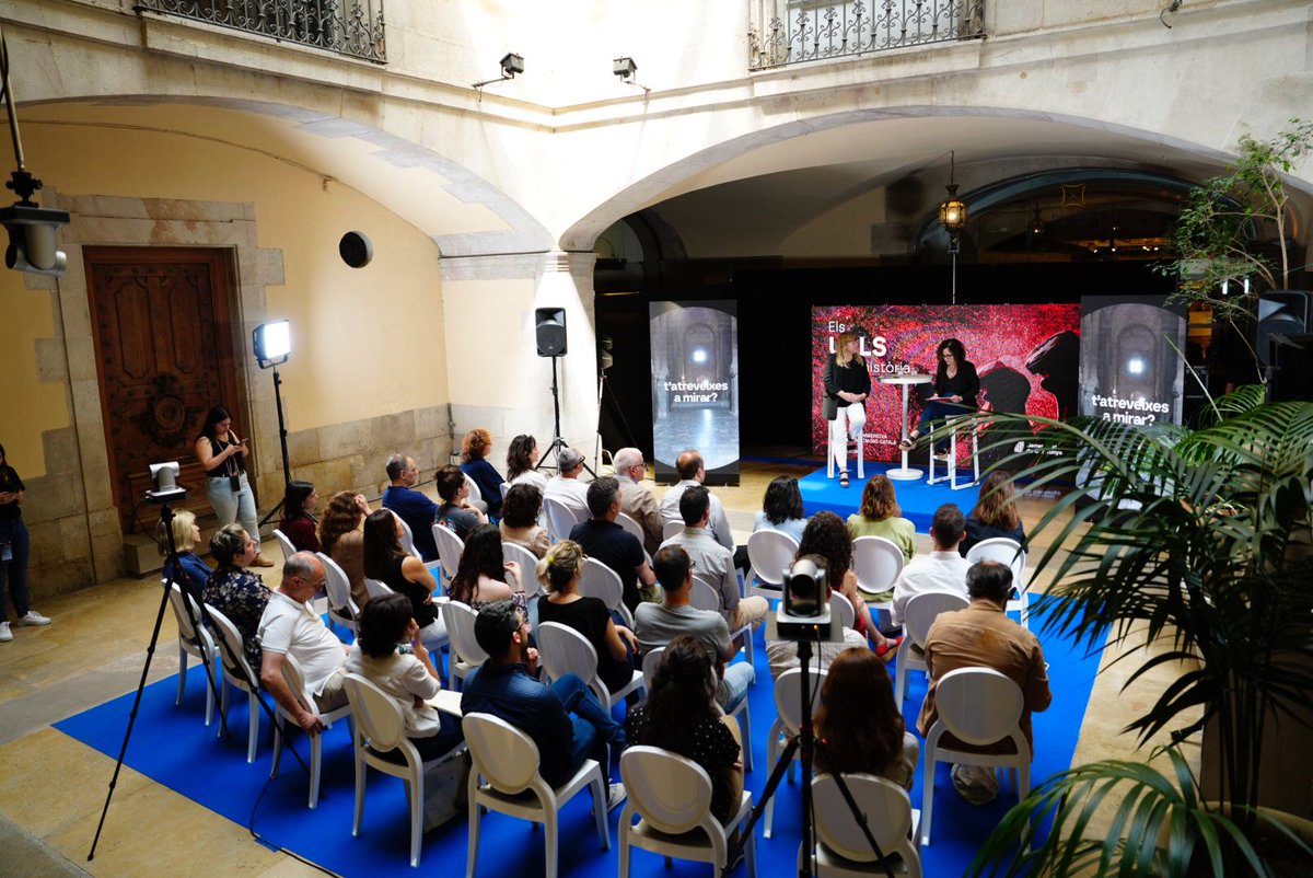 Presentem “Els ulls de la història. Una mirada immersiva sobre el patrimoni català", un nou projecte que dona la volta a com expliquem la història i el patrimoni cultural.  Obrim fil. 👇 <a href="/cultura_cat/">Cultura</a> <a href="/PalauMoja/">Palau Moja</a>