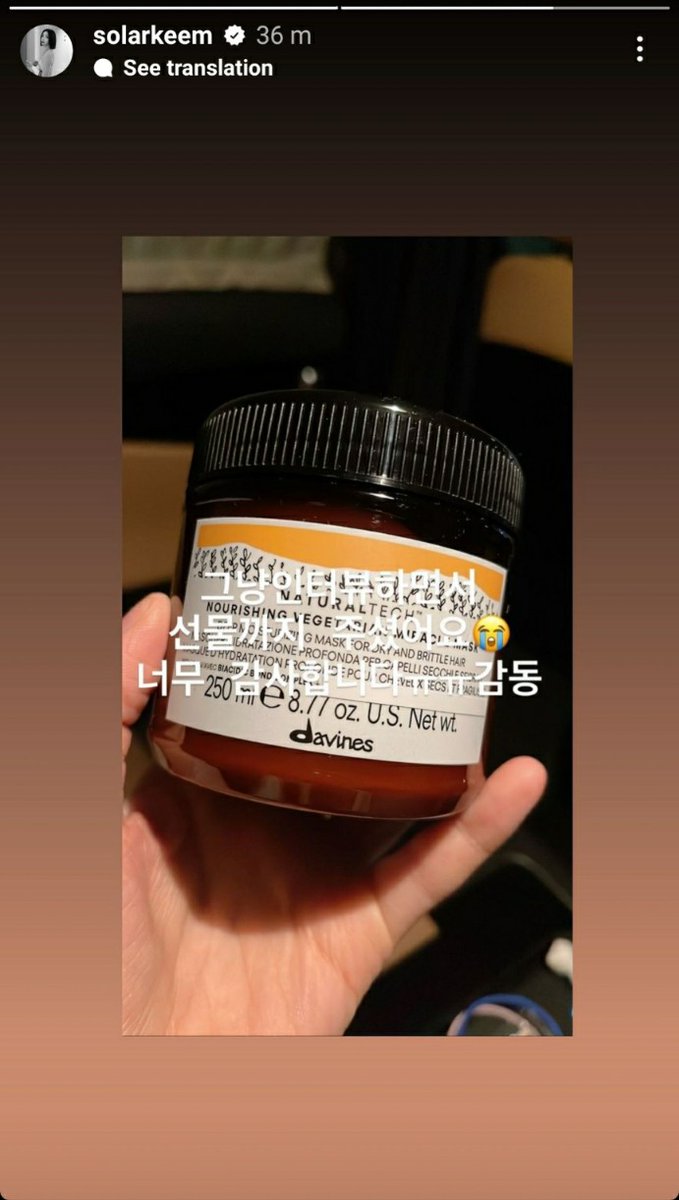 INTL_AB6IX's tweet photo. [📸/230608] MAMAMOO's Solar instagram story ㅡ Woojin, Daehwi 

"The more I know them, the more   amazing person they are👍🏻"
🔗 https://t.co/OKgIHP2LdB

"They come for did 'Just Interview' and they even give me a gift😭
Thank you so muchㅠㅠ So grateful" 
🔗 https://t.co/wB75d6NnFf

©AB6IX INTL

#AB6IX #에이비식스 #전웅 #김동현 #박우진 #이대휘 @AB6IX @AB6IX_MEMBERS