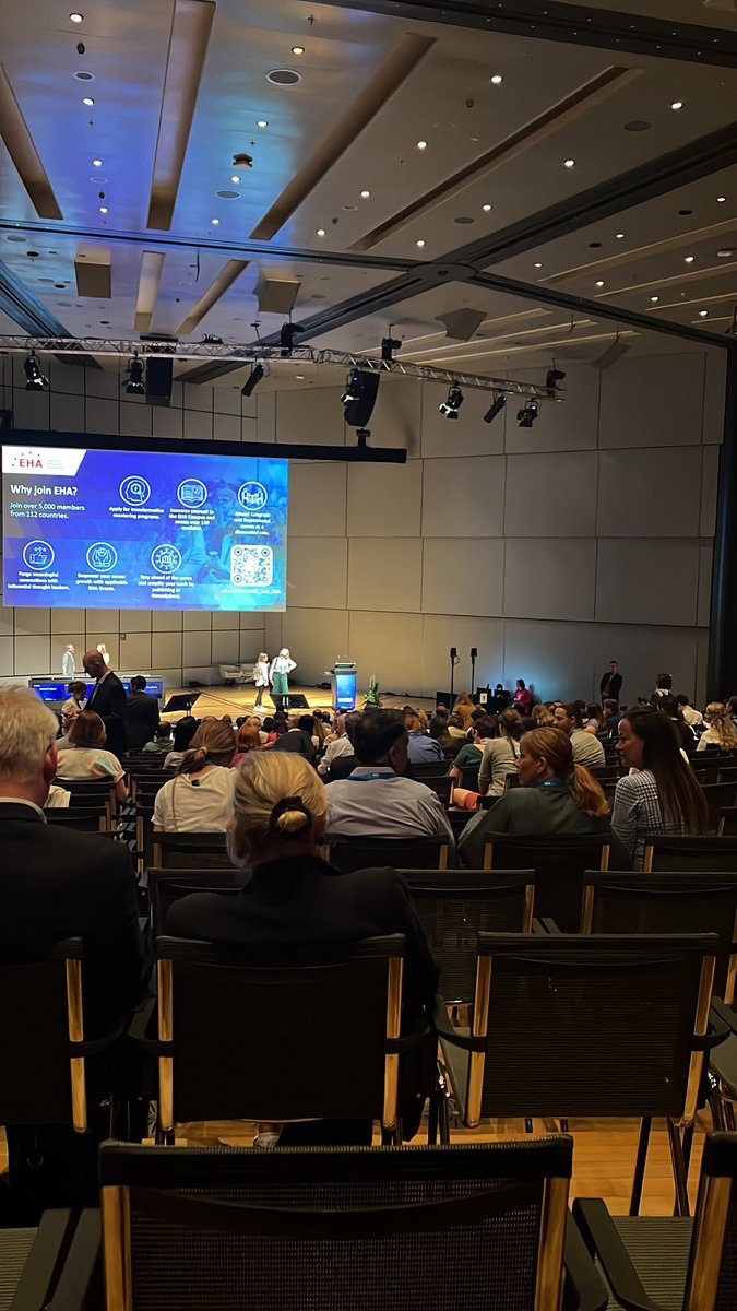 Good to be back at #EHA in person. Room filling up for maintenance in AML