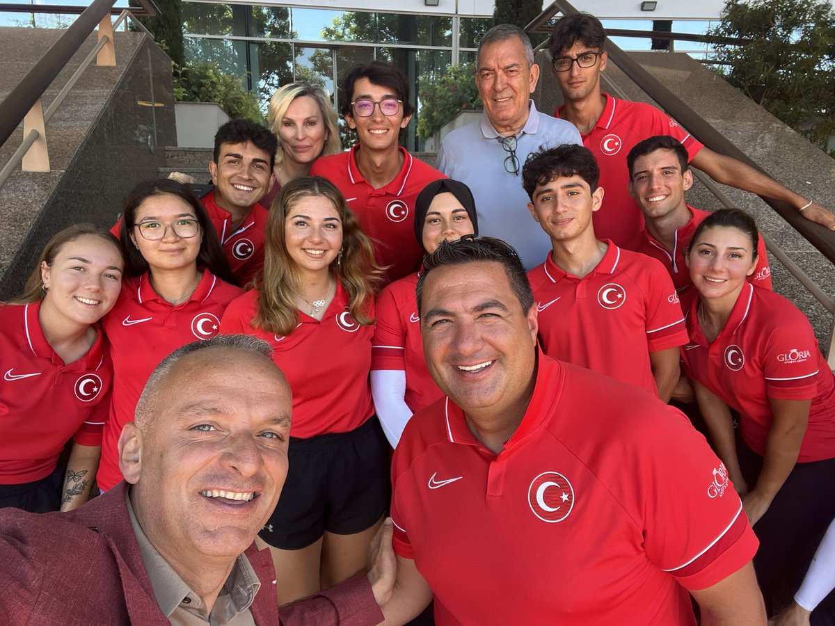 Kolombiya'nın Medellin kentinde 13-18 Haziran tarihleri arasında gerçekleştirilecek Okçuluk Dünya Kupası'nın 3. ayağı öncesinde  Antalya'da kamp hazırlık çalışmarını sürdüren Okçuluk Milli Takımımızın sporcularını ziyaret edip, başarı dileklerinde bulunduk.