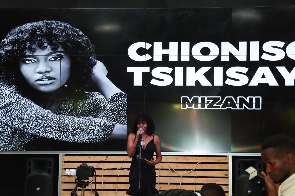 Mizani Open Mic tweet media