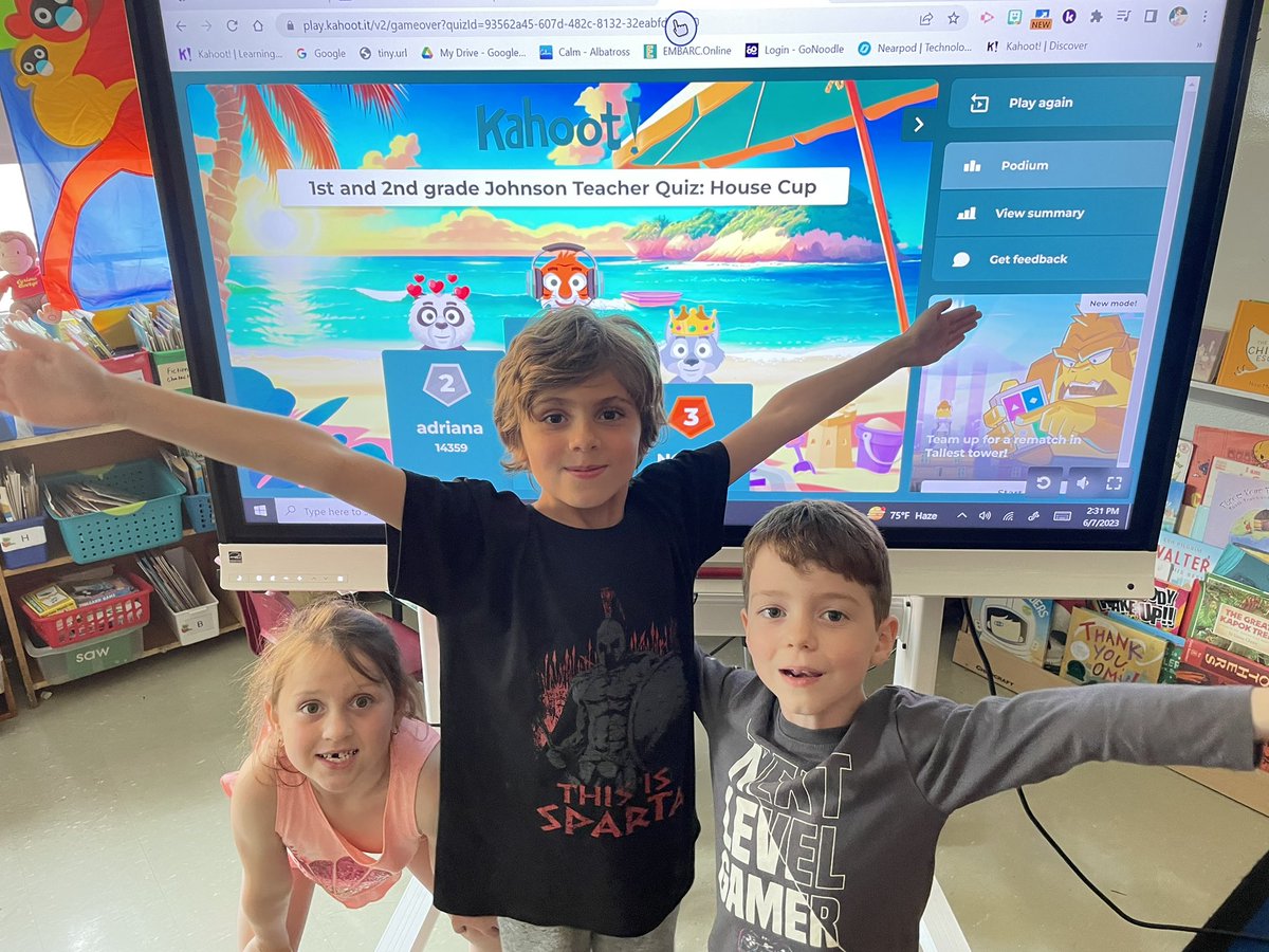 konsrockstars's tweet photo. Some highlights this week! “O” for outdoors day (Monday) and “Q” Quiz day with some Kahoots! @JJESOwls #findthekind https://t.co/oj3SbZjyL2