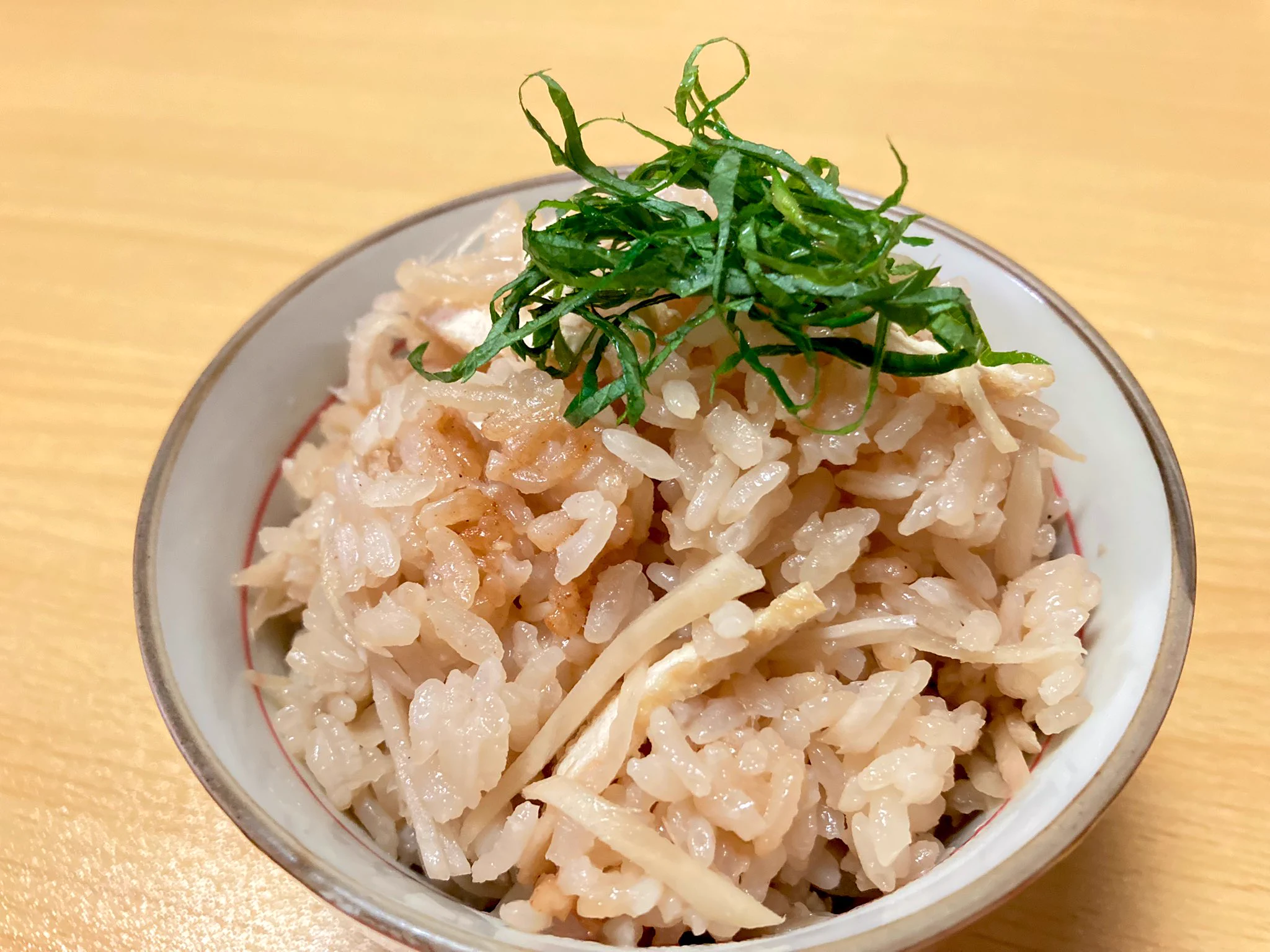 思わず作ってみたくなっちゃうくらい、とっても美味しそう！新生姜を使った「炊き込みご飯」のレシピ！