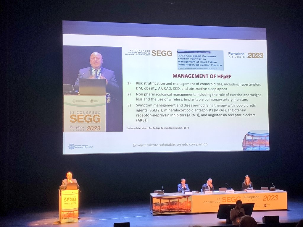 SECgeriatrica's tweet photo. En el #63congresosegg de la @seggeriatria hablando de #Cardiologia #Geriatrica. Implicados en el paciente 👴👵 con #cardiopatia #multidisciplinar
@FormigaFrancesc @JuanSanchisFor #NicolasManito #GemaSomoza
Seguimos en #Geriátrica23 en #Gijón el 28-29/9/23
https://t.co/LLoXgoLrcS https://t.co/J8BiVb9Eia