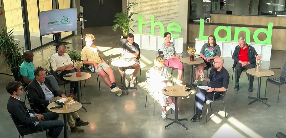 📺 [Replay de l'émission Nouvel(le) R]

Découvrez les échanges passionnants de notre dernière émission sur @tvr autour de La Zéro artificialisation nette (#ZAN) prévue par la loi Climat et Résilience.

👉 Regardez le replay ici : swll.to/cGRRfy

#environnement #LoiClimat