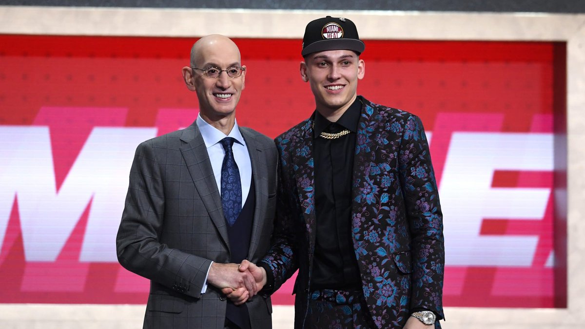 Le_crossover's tweet image. Résumer la draft 2019 en 1 mot :