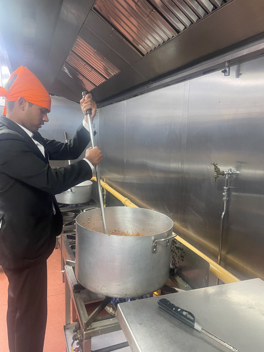 Community Action at Nottingham High School tweet media