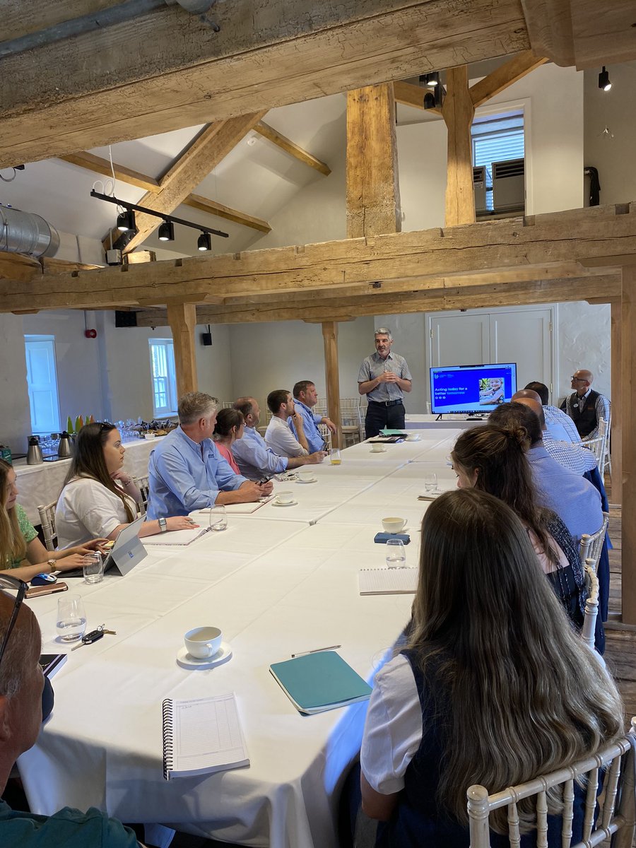futuregencymru's tweet photo. Mae @derekwalker_ 100 diwrnod mewn i’w rôl ac mae’n @bluestoneWales ar gyfer un arall o’n digwyddiadau ysgogwyr newid – un rhan o’n Ffocws Ein Dyfodol – i osod blaenoriaethau ar gyfer y saith mlynedd nesaf. Cymerwch ran:
https://t.co/PWfYKvIYzP
#futureffocws https://t.co/ntI4vcKNId