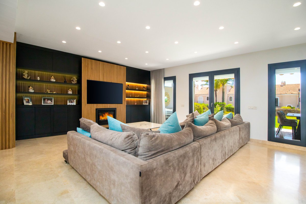 Exquisite and Transformed: Lavish 4 Bedroom Townhouse in Paraiso Hills Now Available for sale - #luxurylifestyle #luxuryhomes #luxuryproperty - one-marbella.com/en/show/sale/1…