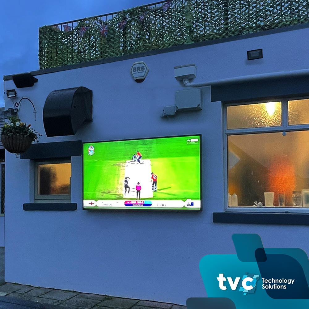 Take your customer engagement to the great outdoors! 🌞
.
Samsung's 'The Terrace' TV helps create the most impact visual experience in any outdoor environment.
.
Find out more: bit.ly/3CmLmeF 
.
#TVC #Samsung #SamsungTheTerrace #OutdoorTV #WeatherproofTV #HighBrightness
