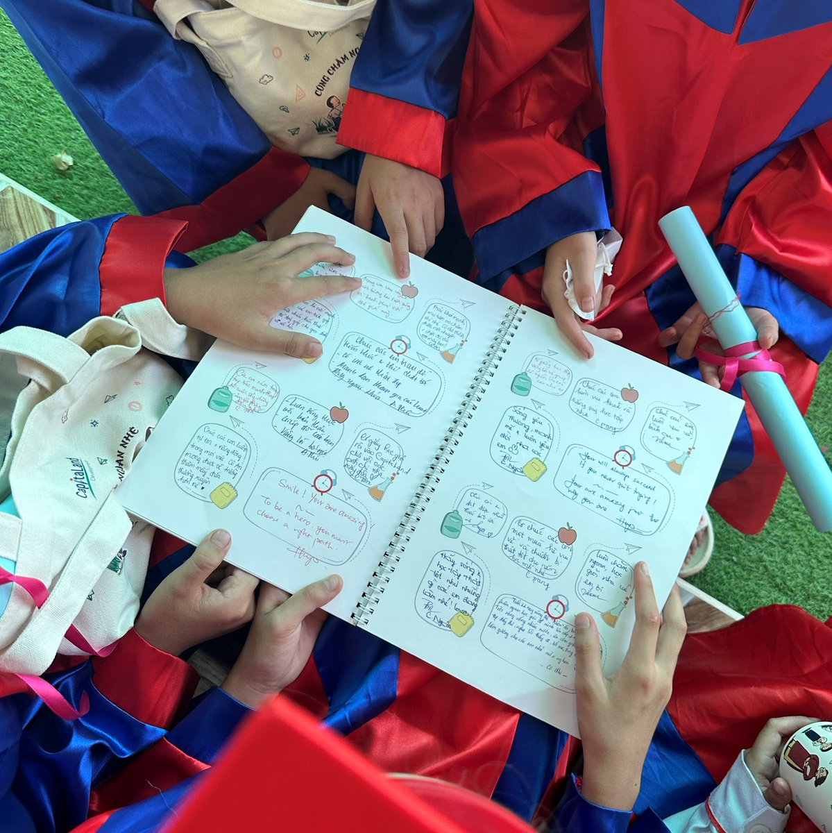 CapitaLand's tweet photo. #CapitaLandDevelopment (Vietnam) & #CapitaLandHopeFoundation distributed school essentials to abt 1,400 students and awarded 22 scholarships across 4 schools in Vietnam under the CapitaLand Hope School Programme. Read: https://t.co/fgW0fz5p1t https://t.co/nVUzREm9YU