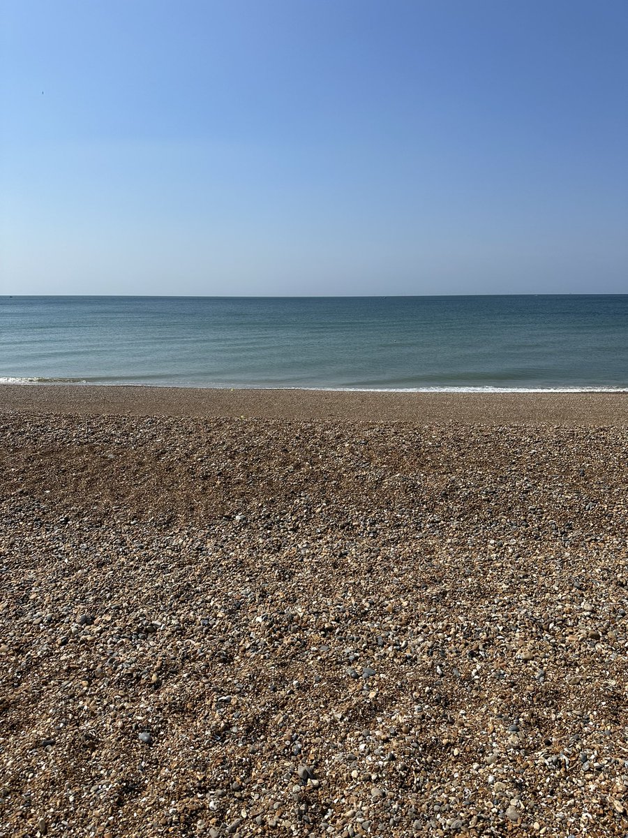 @BrightonHoveCC #sealanesbrighton
Love this new addition to our seafront but… the spoil/concrete covered stones piled up behind pool is a big concern!
What is the plan to remove this potential health hazard?

hse.gov.uk/lung-disease/c….