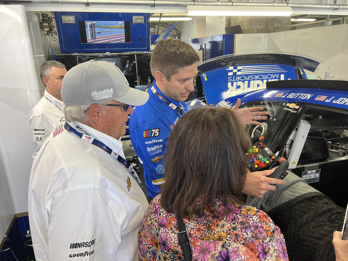 marshallpruett's tweet photo. Mr and Mrs. Hendrick have arrived at the #LeMans24. @TeamHendrick’s @Ives_Greg showed them the steering wheel and it’s custom application for this weekend’s great French endurance race with the @nascarg56 @TeamChevy Camaro ZL1 @NASCAR Cup car. #LM24 #NextGenG56 https://t.co/pT73g8T4Pj