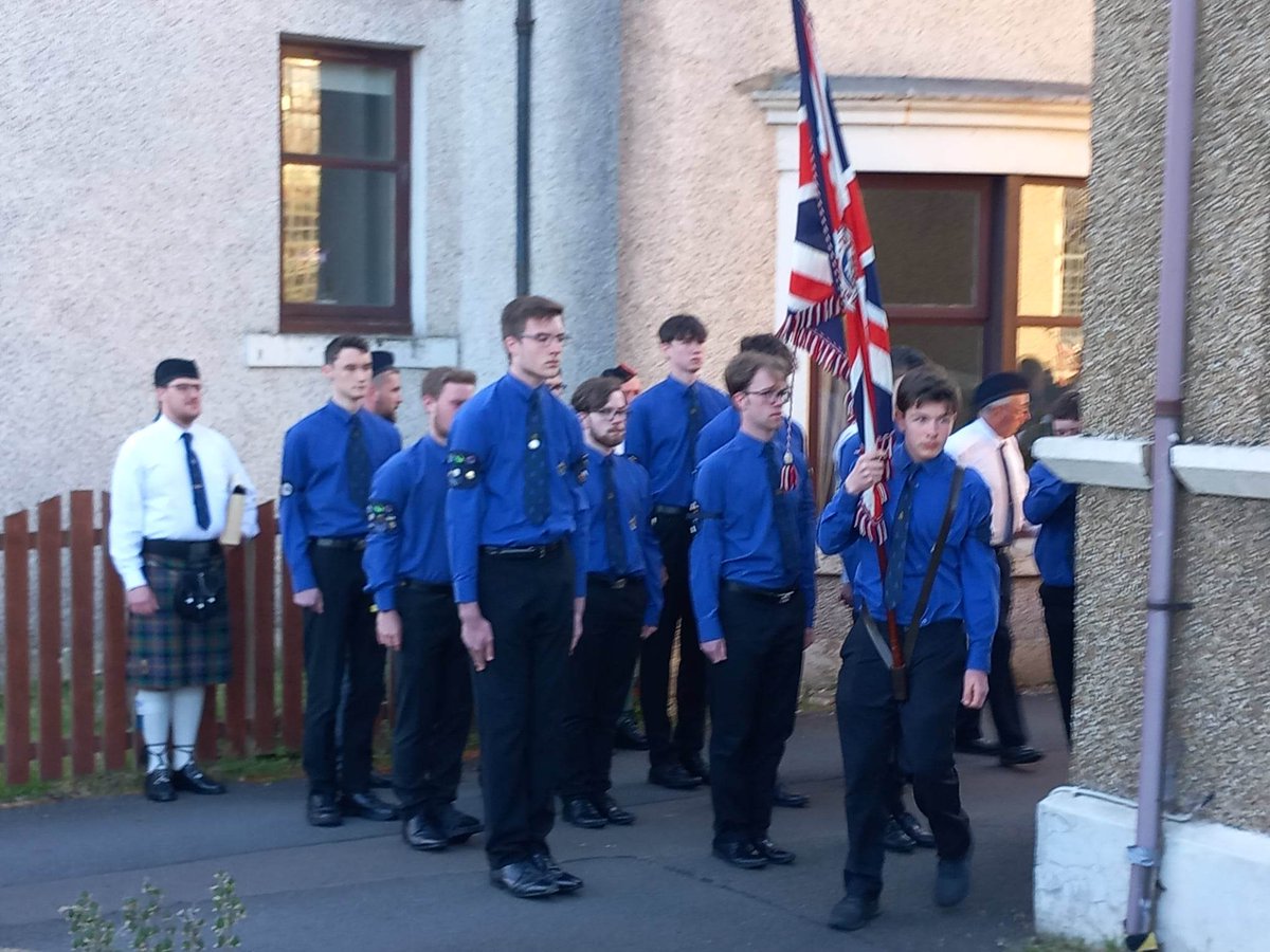 Simon Mc tweet media