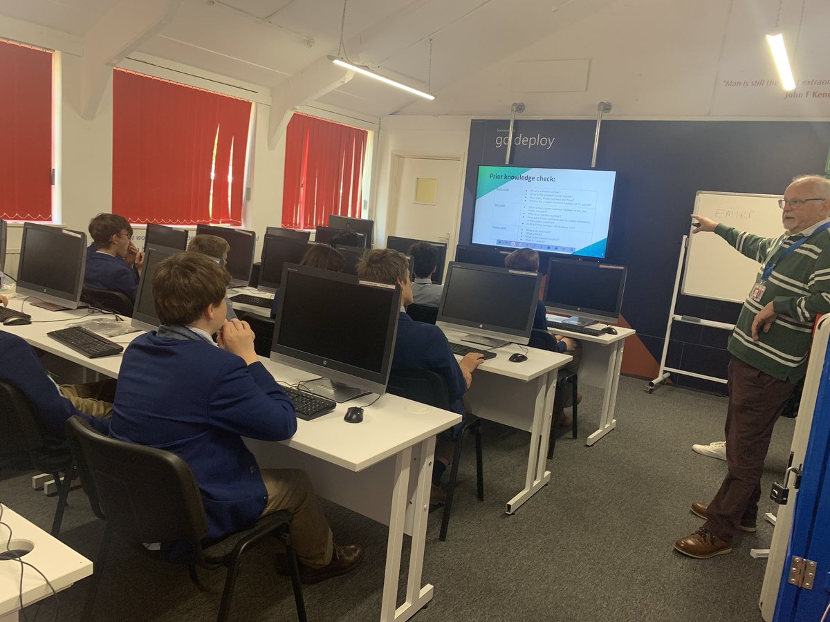 MaidaValeComp's tweet photo. Having great time at the National Museum of Computing #MVS #mvscomputing #tnmoc #computing #primenumbers https://t.co/FK3nZWntrt