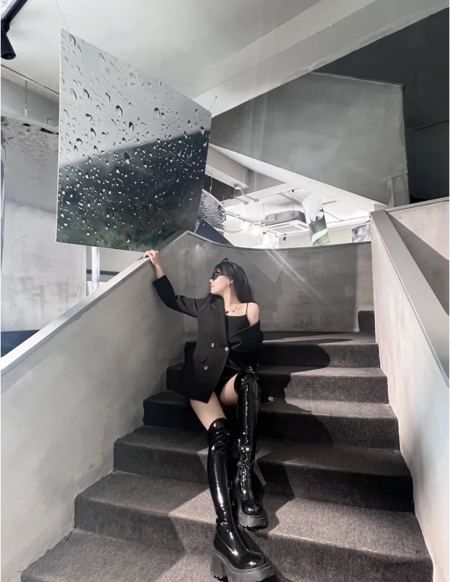 nuo940's tweet photo. 朝阳这家小众展览也太出片了吧
#北京 #朝阳 #看展穿搭 #东城 #美妞儿 #西城 #交友 https://t.co/QQ2OyXZPt2
