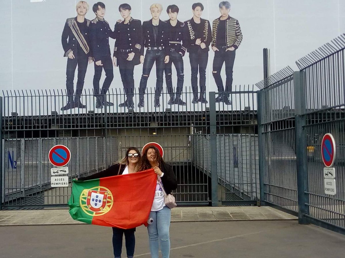 armymum1's tweet photo. 4 anos.... 💜🥹 
#BTS
#ARMY 
@BTS_twt https://t.co/bO70nGZz3d