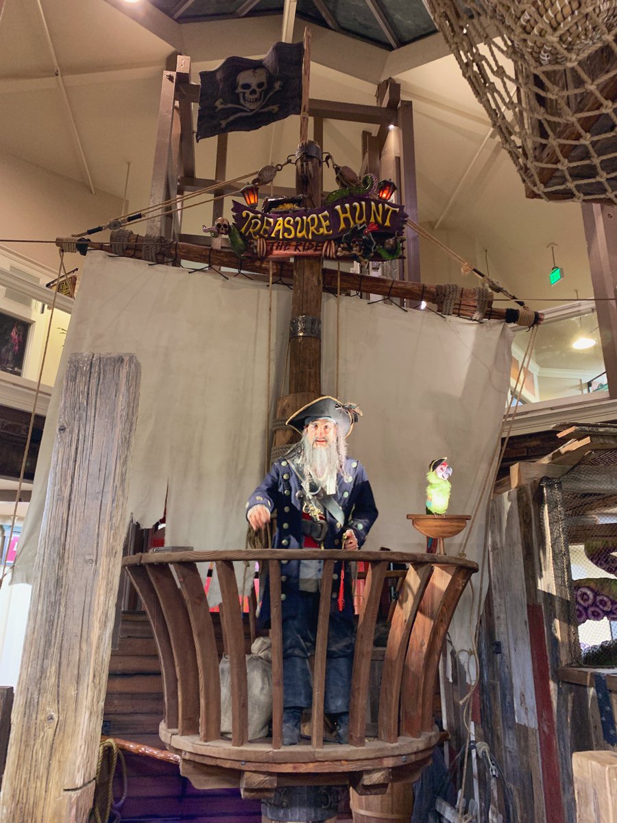 JoshCombsDesign's tweet image. I threw some of my favorite coins into the pile for the Treasure Room scene for our newest interactive dark ride attraction, Treasure Hunt: the Ride in Cannery Row, Monterey, CA.

Possible soft opening next week🎢

@UrsichJr @BillyM2k @WalletCoinStore #dogecoin #realgold…