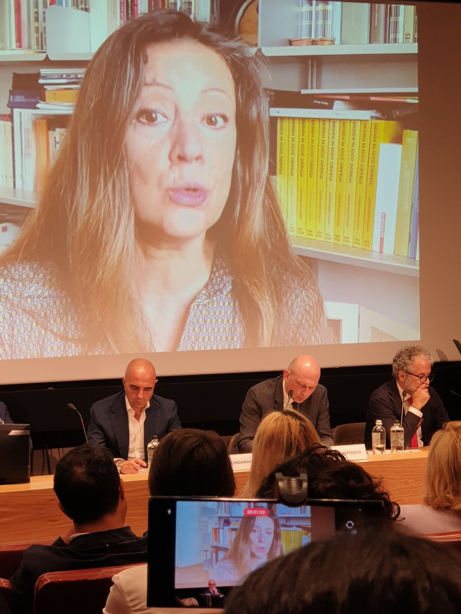 monica_malavasi's tweet image. La #nutrizionista Elisabetta #Bernardi: la #carne è a tutti gli effetti parte integrante della #dietamediterranea. Importante per #riboflavina, niacina, vitamina B6 e B12. #Roma presentazione # libro #Carni e #salumi: le nuove frontiere della #sostenibilità @SostenCarni #8giugno