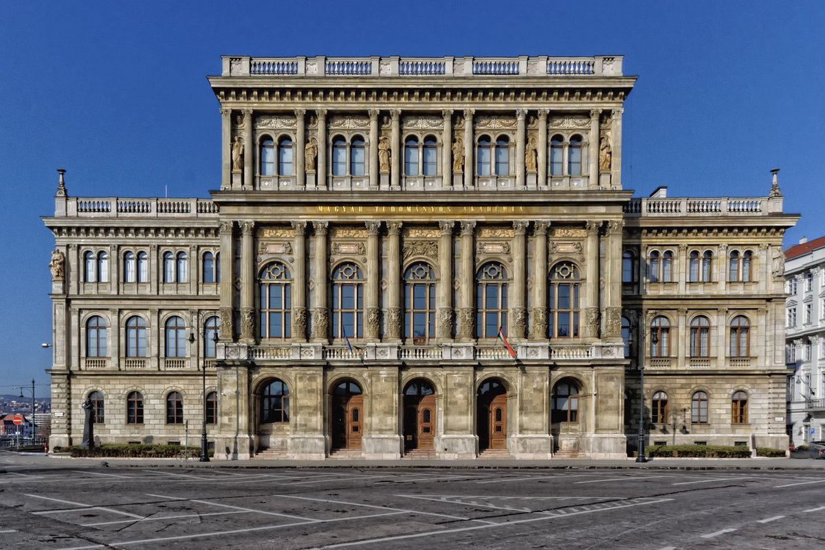 Miklos SEBOK (@miklos__sebok) on Twitter photo Happy to report a new EUR 560 000 grant awarded for the project “The changing global relations of the Visegrad countries in times of war. An artificial intelligence-assisted comparative analysis”! At @poltextlab we are looking forward to working with you all on V4 <a href="/policyagendas/">Policy Agendas</a>! Happy to report a new EUR 560 000 grant awarded for the project “The changing global relations of the Visegrad countries in times of war. An artificial intelligence-assisted comparative analysis”! At @poltextlab we are looking forward to working with you all on V4 <a href="/policyagendas/">Policy Agendas</a>!