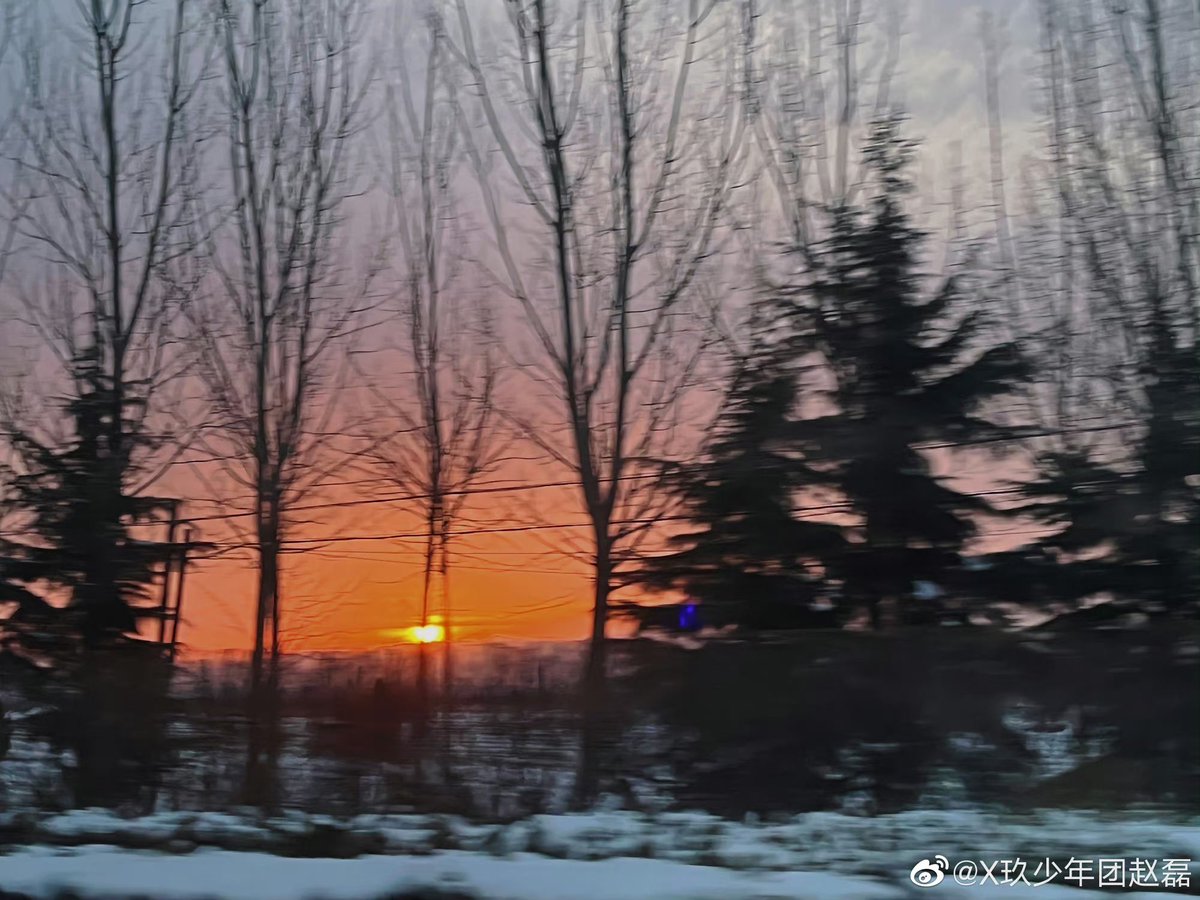11xr1se's tweet photo. 230608 zhaolei🤍

“have always like to record sunrise, because that’s the most beautiful moment everyday. 🎂🎂🎂🎂” https://t.co/SJe3alO5zm