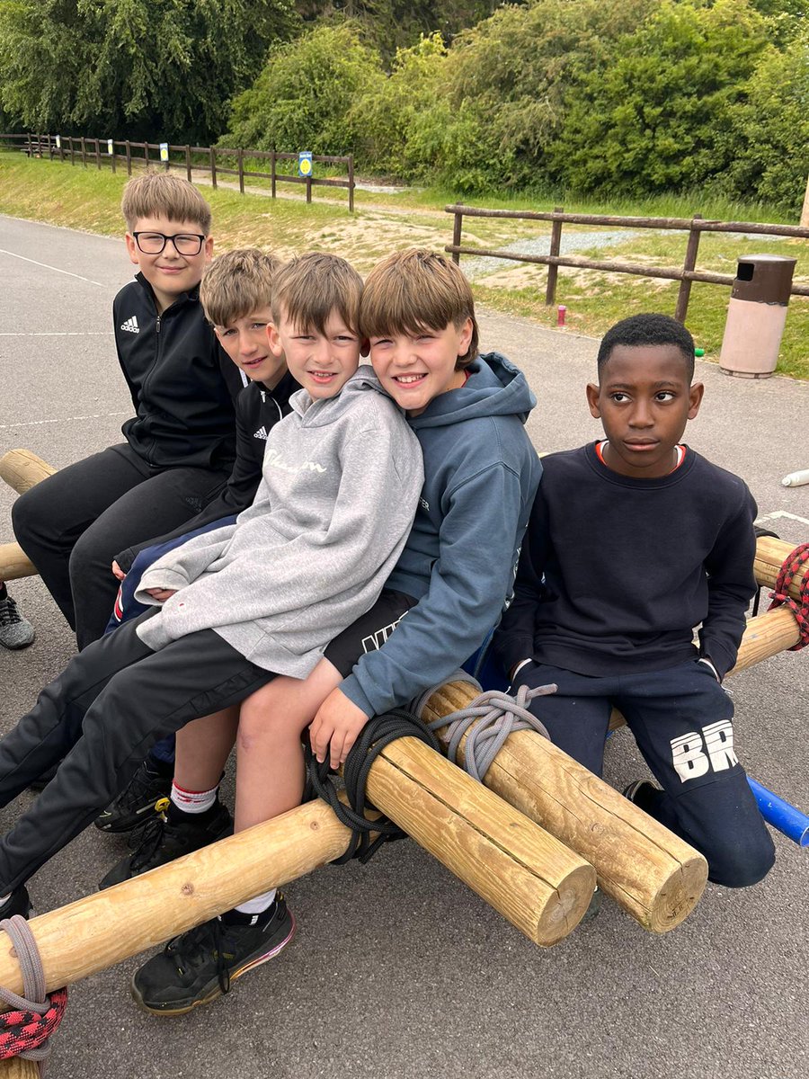 MrsGEpps's tweet photo. Up early this morning and off to buggy building! @bastonceprimary @PGLTravel https://t.co/kkaeTsdwr3