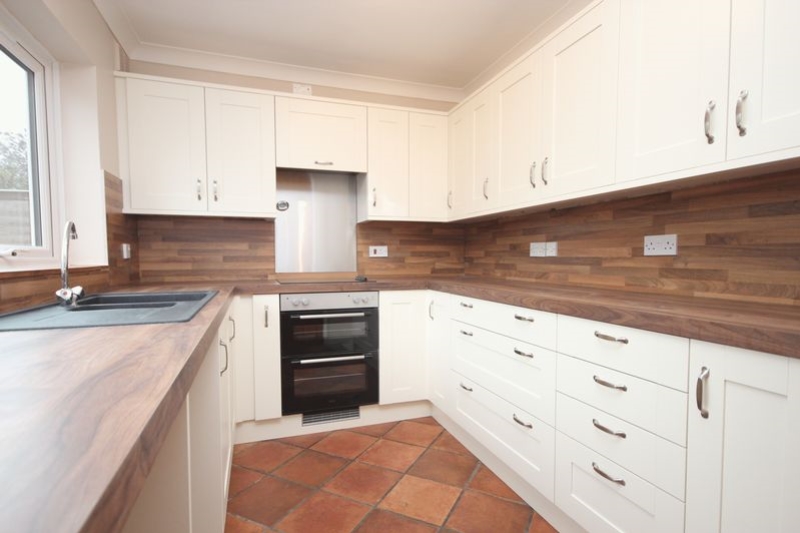 PureEstateAgent's tweet image. Pure Lettings are proud to advertise this stunning family home in Sprowston. 🏡

Call 01603 618618 to register your interest. ❤️

#familyhome #PureLettings #happythursday #Property  #Norwich #LettingTeam #ToLet #newhome #home  #purelettingslimited

📍purelettings.co.uk