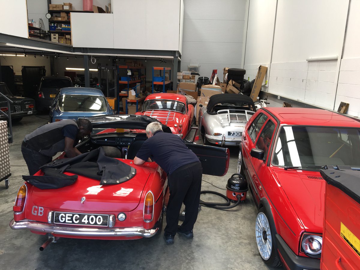 OctaneJames's tweet image. Popped in to see the go-to classic seatbelt people @Quickfitsbs yesterday. Always admire their amazing work; always find something to gawp at there.