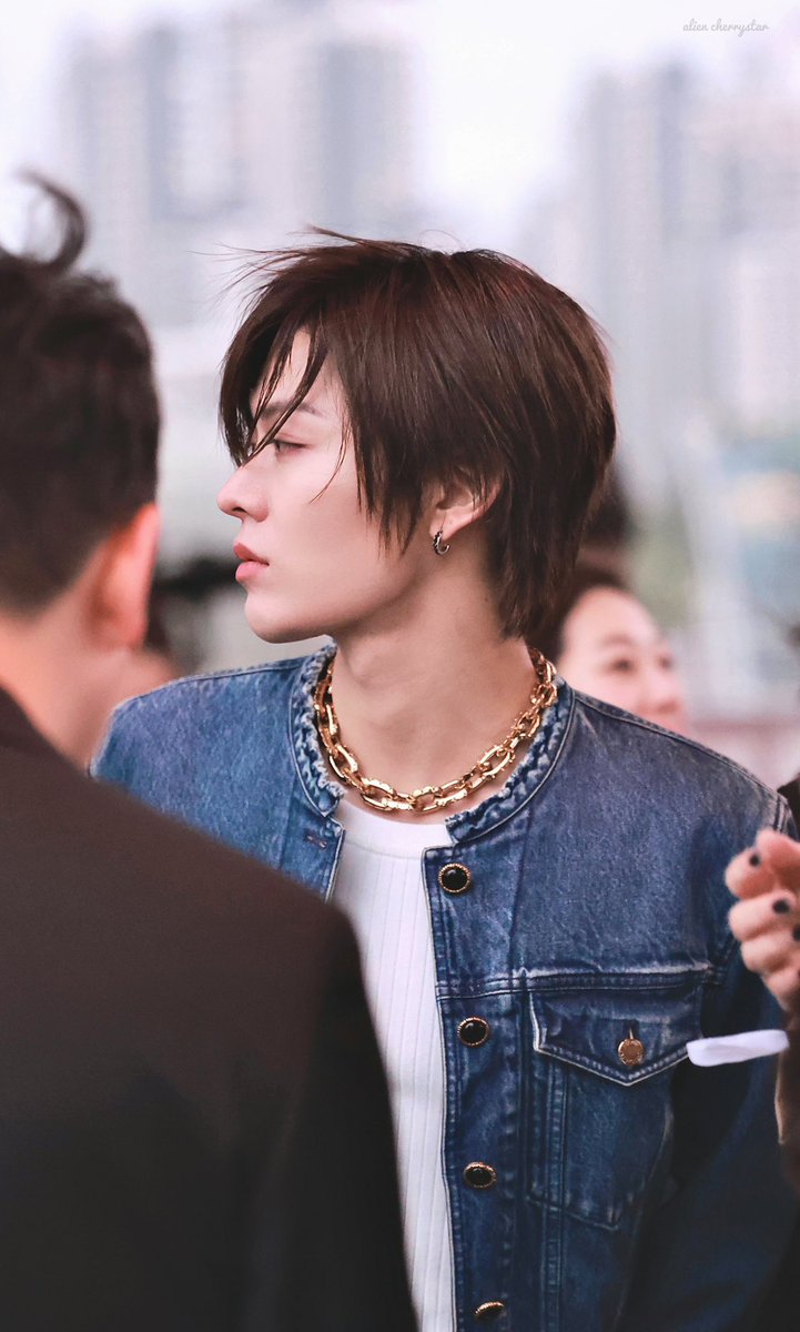 【230429】

🫠

#NCT127 #YUTA #유타 #中本悠太 #ユウタ #NCT #YUTAxLouisVuitton #LouisVuittonxYUTA
@LouisVuitton #LVPrefall23