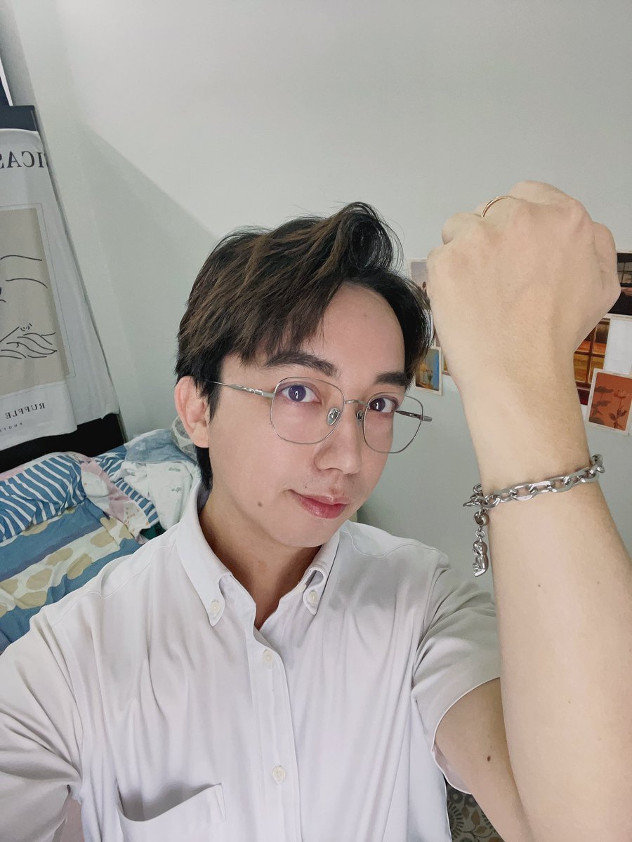Henrychiwa's tweet photo. Lâu k tw 😁 #saigon #community https://t.co/vjMuP7USYX