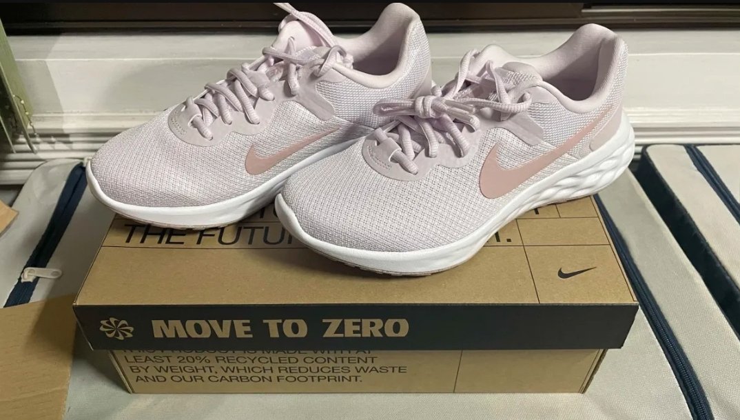 New arrival 📢 Nike✔ Women's Revolution 6 Next Nature Road Running Shoes - Light Violet #nikeph #nikewomenph #sneakerph #kicksph #sneakerhead 💯Authentic 📏sizes: 6US to 10US 💶Product Price: ₱2,895 only! 🛒buy now for P2,460.75 only! 🔗s.lazada.com.ph/s.hAVxP?cc