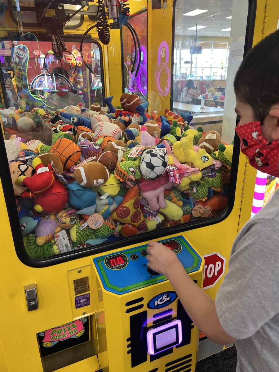 #MMAwifey tweet media