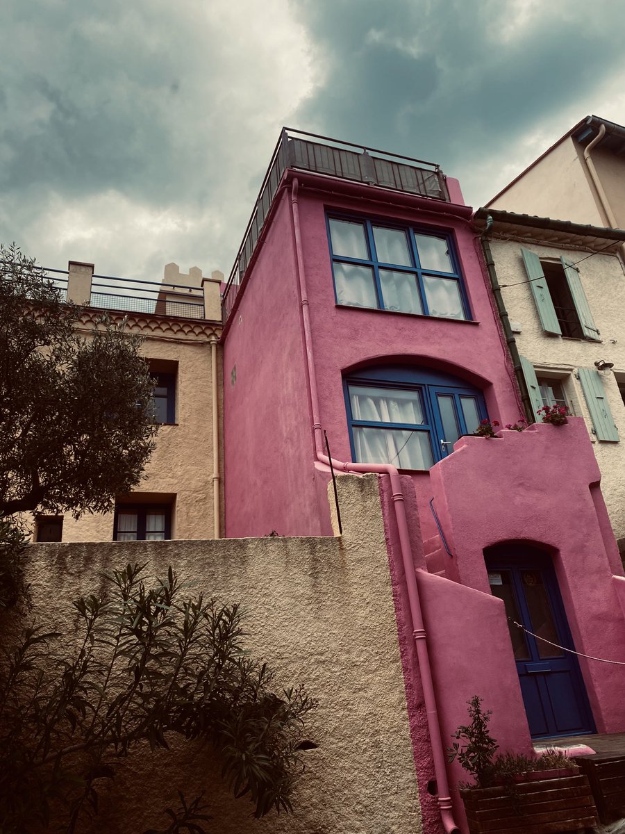 La maison rose 

#streetphoto #jeudiphoto #Collioure