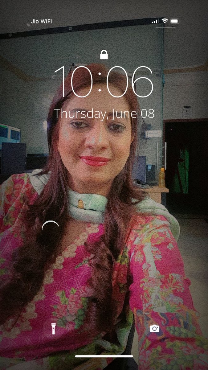 Iqraagha1's tweet image. Trying to caffeinate my way through the day like ☕️😴 #SleepyMorningStruggles #WorkModeActivated #morningvibes #iqraagha