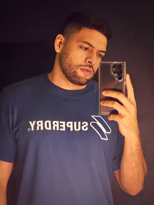 Wanna call me or video call me?? https://t.co/D3VOBtftz8