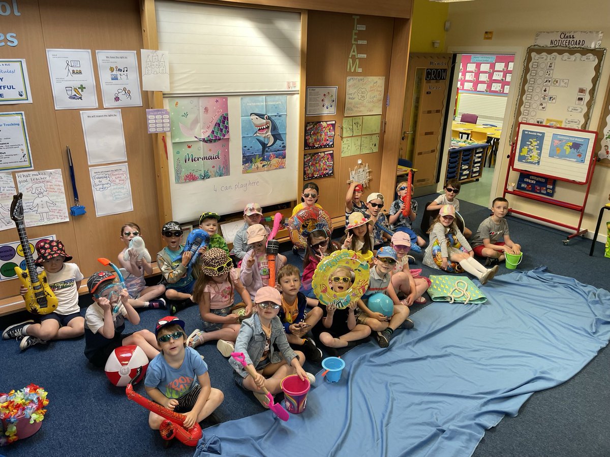 LawPrimarySLC's tweet photo. Well done to Room 3 on a fantastic ‘Seaside’ Showcase presented to family and friends recently. You really are #lawsome https://t.co/fjPqZilyKe