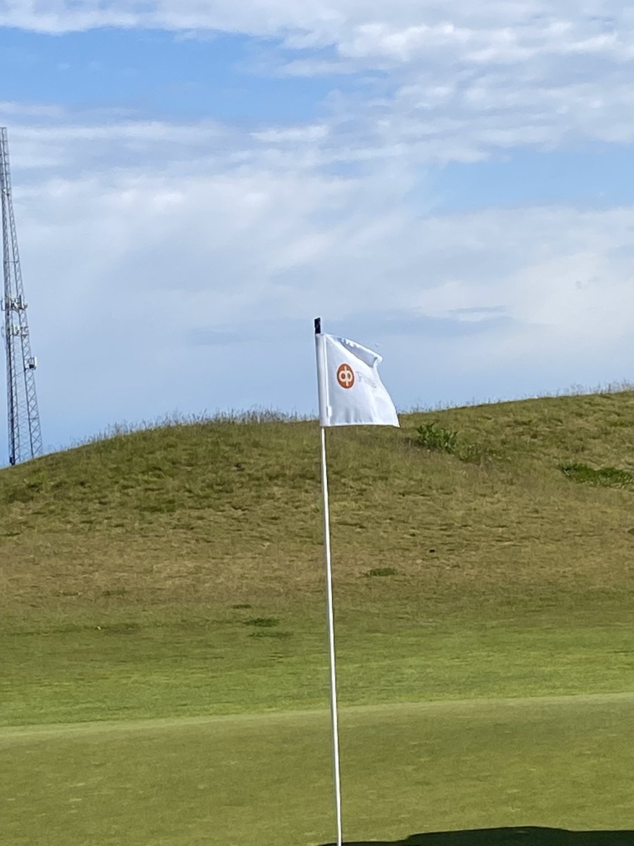 OP Uusimaan golf-päivä Tapiola Golfissa. Huikea sää meille suotiin. #OP UUsimaa
