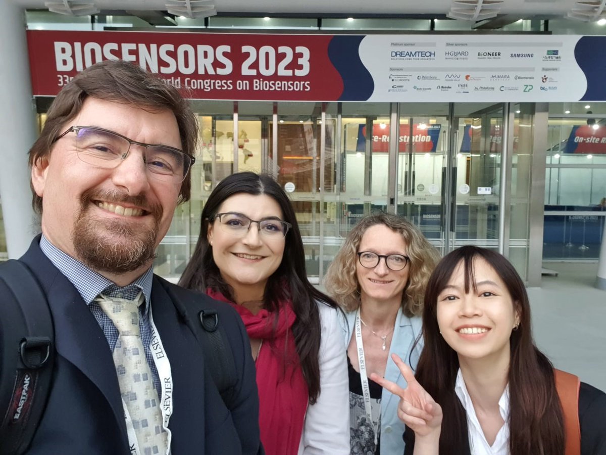 MagdalenaCouty's tweet photo. Poster presentation by Thuy Nguyen, PhD student, at #Biosensors2023 conference on #PHOETUS project: a miniature sensor for foetal pH measurment in scalp tissue @ISITEFUTURE https://t.co/MAZnn1z4eY