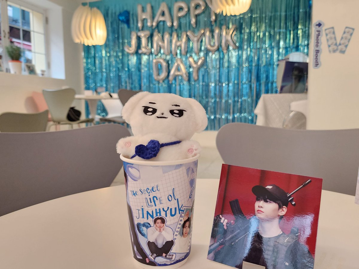 OnlyYou_LJH's tweet photo. #쓰담쓰담_진혁아_생일축하해
#귀여움을_쓸어담은_6월의이강쥐 https://t.co/mXRVPNlfnx