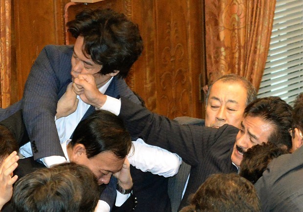 れいわ・山本太郎代表の懲罰動議提出へ 入管法改正案採決時などで議員らにけが負わせる msn.com/ja-jp/news/nat…