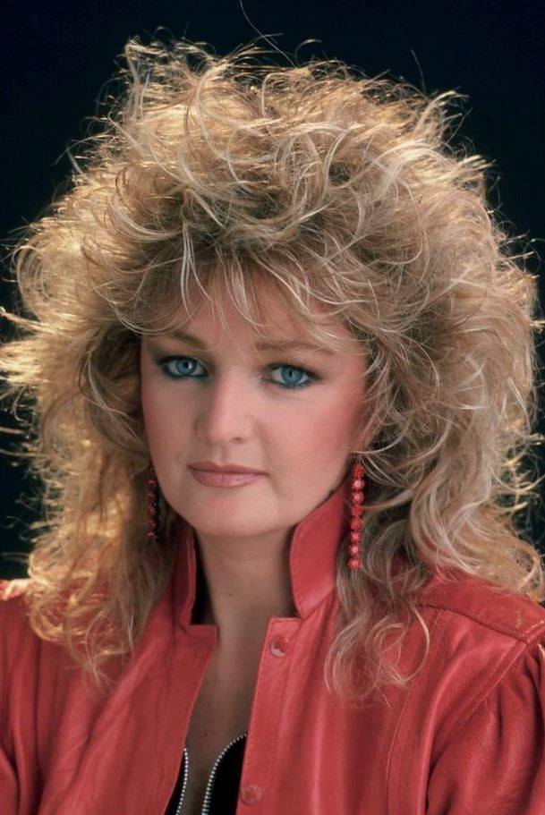 Happy Birthday wishes to 
Bonnie Tyler, born June 8th, 1951.   